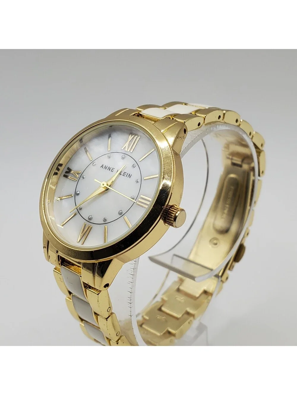 Anne Klein Watch Womens New Battery Gold Tone 32mm